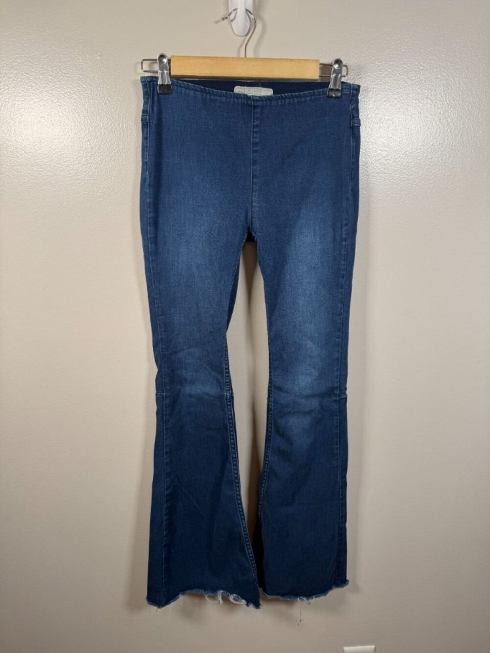 Free People Penny Pull On Flare Jeans Size 27 Dark Wash Frayed Boho Bell Bottom